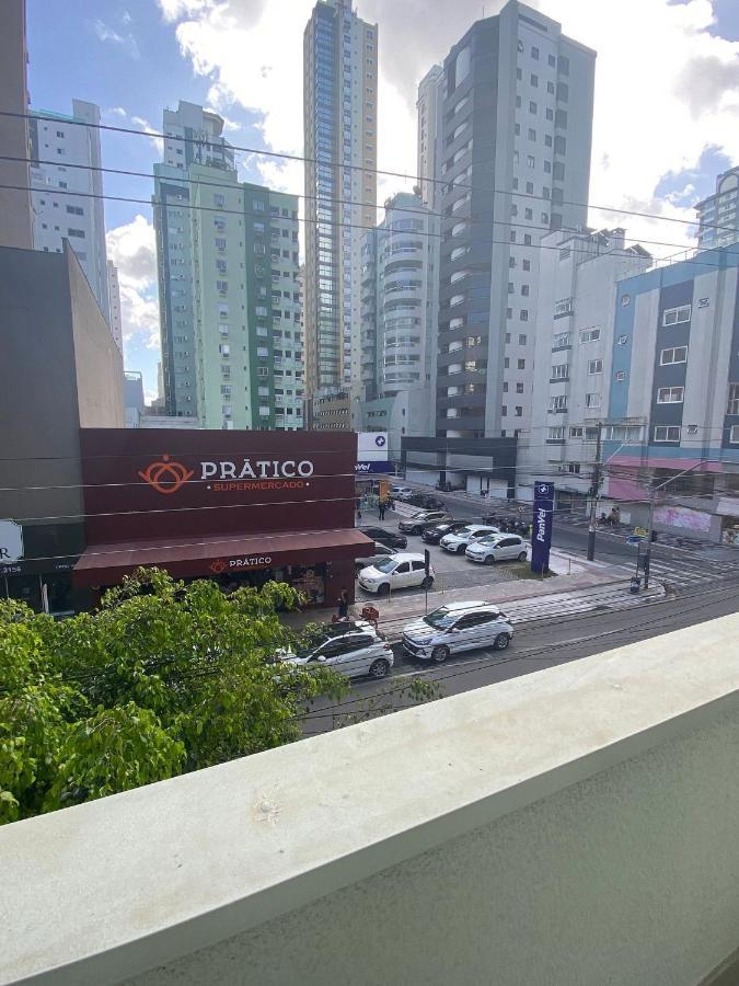 Apto Almeida E Moraes 2 Quartos E Churrasqueira Perto Do Mar Balneario Camboriu Exterior photo